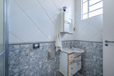 Casa para alugar com 177m², 3 quartos e 2 vagas Casa para alugar com 177m², 3 quartos e 2 vagasBanheiro da Suíte 1