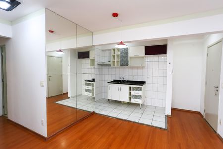 Sala de apartamento para alugar com 3 quartos, 69m² em Vila Andrade, São Paulo