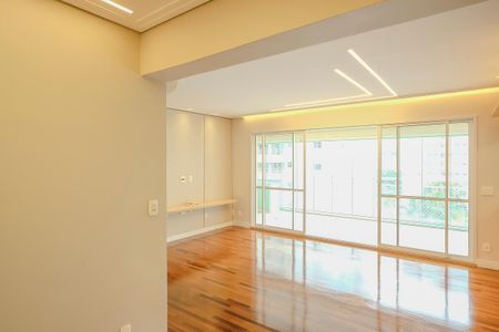 Sala de apartamento à venda com 4 quartos, 135m² em Cerâmica, São Caetano do Sul