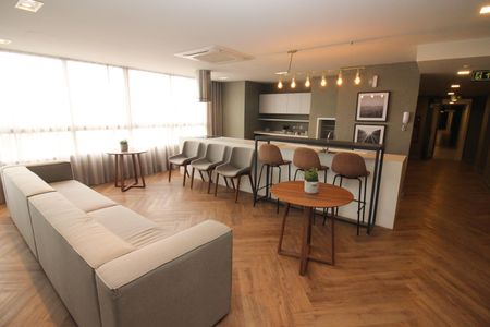 Apartamento para alugar com 27m², 1 quarto e 1 vaga Apartamento para alugar com 27m², 1 quarto e 1 vagaÁrea comum - Salão de festas
