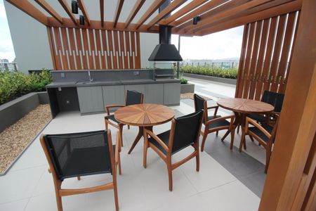 Apartamento para alugar com 27m², 1 quarto e 1 vaga Apartamento para alugar com 27m², 1 quarto e 1 vagaÁrea comum - Churrasqueira