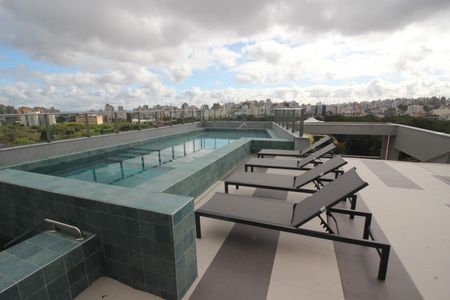 Apartamento para alugar com 27m², 1 quarto e 1 vaga Apartamento para alugar com 27m², 1 quarto e 1 vagaÁrea comum - Piscina