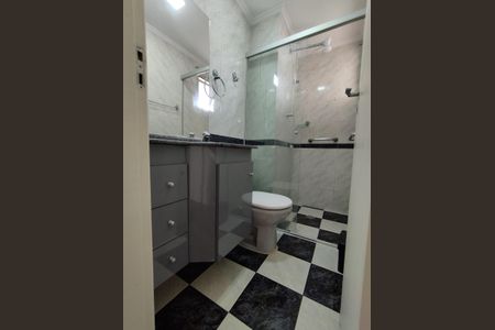 Apartamento à venda com 64m², 2 quartos e 1 vaga Apartamento à venda com 64m², 2 quartos e 1 vagaBanheiro Social