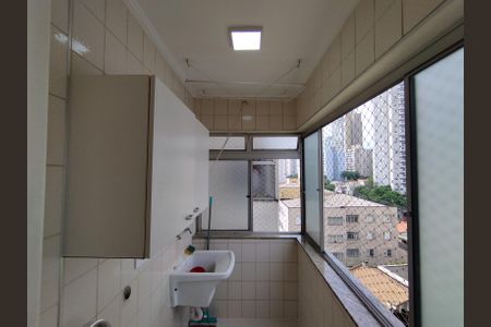 Apartamento à venda com 64m², 2 quartos e 1 vaga Apartamento à venda com 64m², 2 quartos e 1 vagaÁrea de Serviço