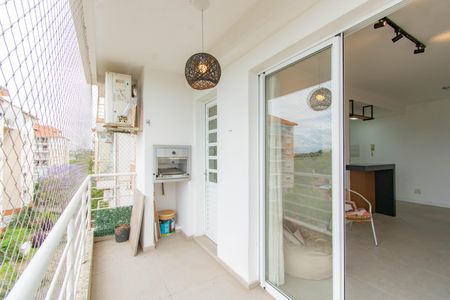 Apartamento à venda com 55m², 2 quartos e 1 vaga Apartamento à venda com 55m², 2 quartos e 1 vagaVaranda