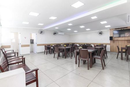 Apartamento para alugar com 44m², 2 quartos e 1 vaga Apartamento para alugar com 44m², 2 quartos e 1 vagaÁrea comum - Salão de festas