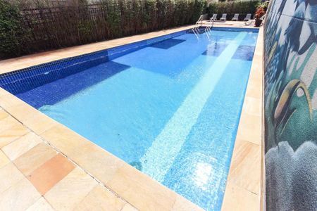 Apartamento para alugar com 44m², 2 quartos e 1 vaga Apartamento para alugar com 44m², 2 quartos e 1 vagaÁrea comum - Piscina