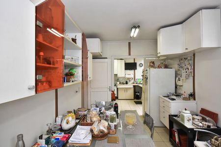 Casa à venda com 650m², 4 quartos e 9 vagasCozinha