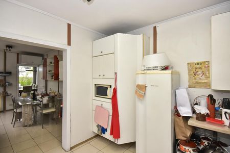 Casa à venda com 650m², 4 quartos e 9 vagasCozinha