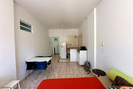 Kitnet/Studio para alugar com 1 quarto, 32m² em Centro, Rio de Janeiro