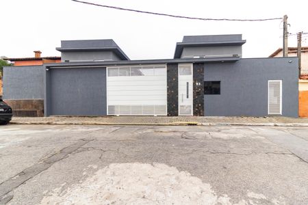 Casa de condomínio à venda com 83m², 3 quartos e 2 vagas Casa de condomínio à venda com 83m², 3 quartos e 2 vagasFachada