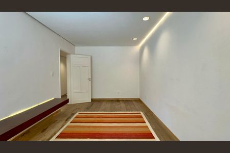 Sala de apartamento à venda com 2 quartos, 80m² em Jardim Paulistano, São Paulo