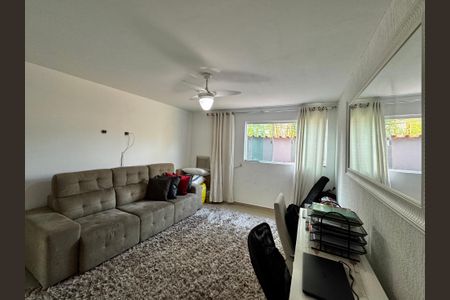 Casa de condomínio à venda com 220m², 4 quartos e 1 vaga Casa de condomínio à venda com 220m², 4 quartos e 1 vagaQuarto