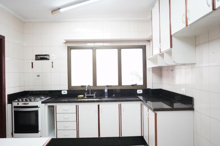 Apartamento à venda com 132m², 3 quartos e 3 vagasCozinha