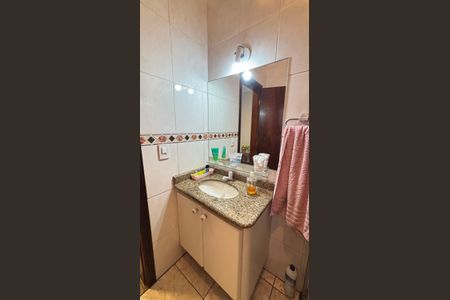 Apartamento à venda com 86m², 3 quartos e 2 vagasBanheiro