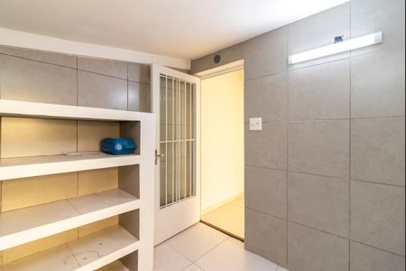 Casa à venda com 300m², 3 quartos e 5 vagasDepósito