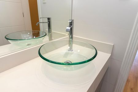 Casa à venda com 300m², 3 quartos e 5 vagasBanheiro da Suíte 1