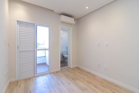 Casa à venda com 300m², 3 quartos e 5 vagasSuíte 2