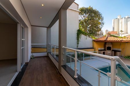 Casa à venda com 300m², 3 quartos e 5 vagasÁrea Externa