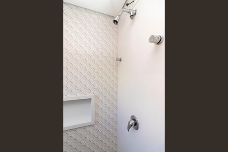 Casa à venda com 300m², 3 quartos e 5 vagasBanheiro da Suíte 2