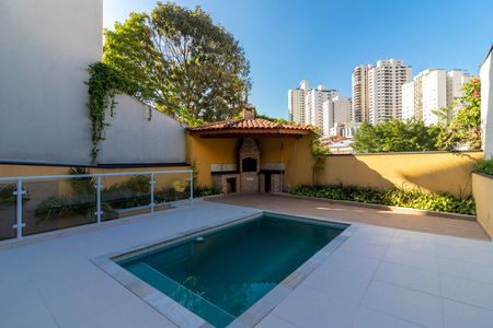 Casa à venda com 300m², 3 quartos e 5 vagasÁrea comum - Piscina