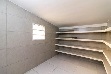 Casa à venda com 300m², 3 quartos e 5 vagasDepósito