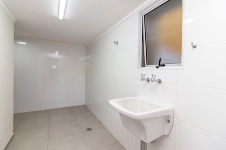 Casa à venda com 300m², 3 quartos e 5 vagasLavanderia