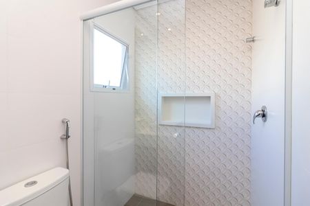 Casa à venda com 300m², 3 quartos e 5 vagasBanheiro da Suíte 2