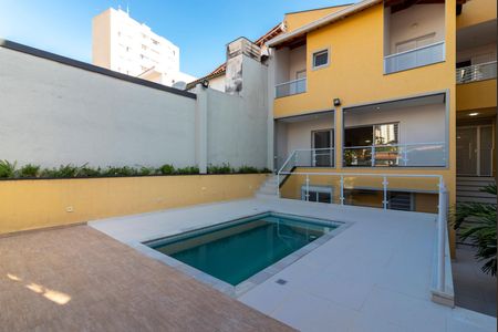 Casa à venda com 300m², 3 quartos e 5 vagasÁrea comum - Piscina