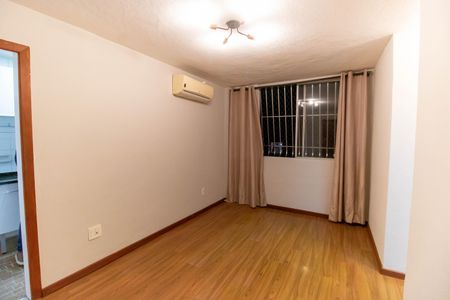 Sala de apartamento para alugar com 2 quartos, 50m² em Fonseca, Niterói
