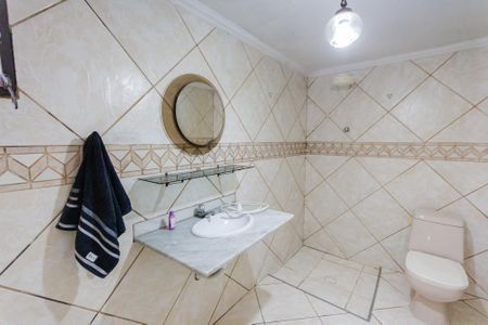 Banheiro de casa para alugar com 1 quarto, 40m² em Jardim Santo Alberto, Santo André