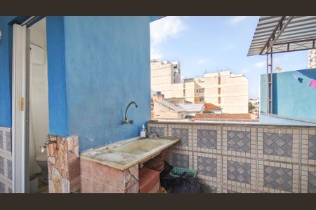 Casa à venda com 219m², 4 quartos e sem vaga Casa à venda com 219m², 4 quartos e sem vagaTerraço