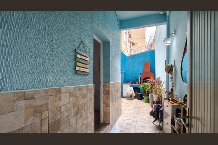 Casa à venda com 219m², 4 quartos e sem vaga Casa à venda com 219m², 4 quartos e sem vagaQuintal