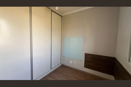 Casa de condomínio para alugar com 100m², 3 quartos e 2 vagasSuíte