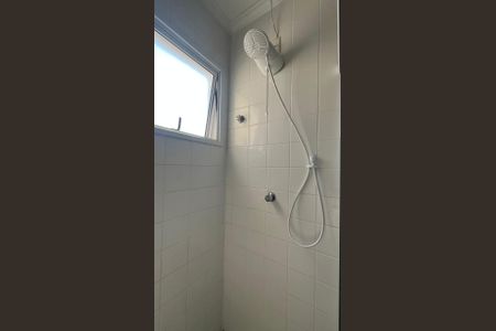 Casa de condomínio para alugar com 100m², 3 quartos e 2 vagasBanheiro