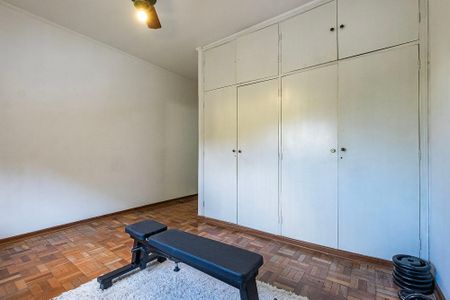 Casa à venda com 160m², 3 quartos e 2 vagas Casa à venda com 160m², 3 quartos e 2 vagasSuíte