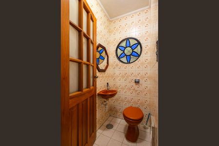 Casa à venda com 160m², 3 quartos e 2 vagas Casa à venda com 160m², 3 quartos e 2 vagasLavabo