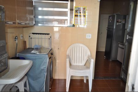 Casa à venda com 260m², 3 quartos e 4 vagasÁrea de Serviço