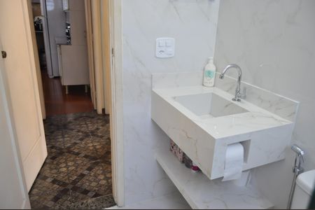 Casa à venda com 260m², 3 quartos e 4 vagasBanheiro do Quarto 1