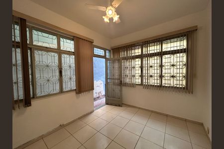 Casa à venda com 150m², 3 quartos e 1 vagaSala Casa 2
