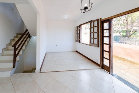 Sala 1 de casa para alugar com 4 quartos, 272m² em Santa Lúcia, Belo Horizonte