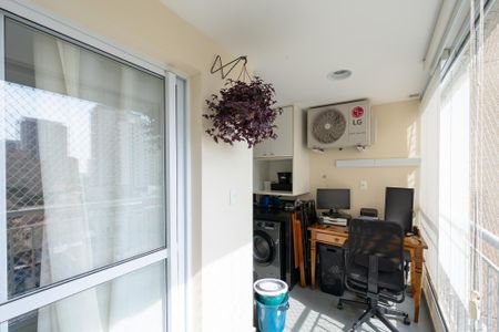 Varanda de apartamento à venda com 2 quartos, 58m² em Vila Monte Alegre, São Paulo