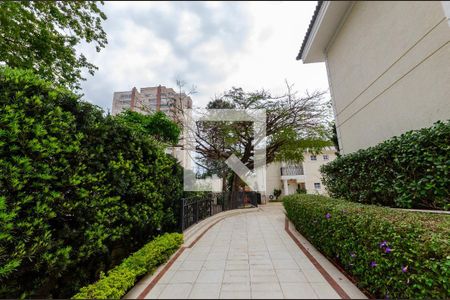 Casa de condomínio à venda com 246m², 3 quartos e 4 vagas