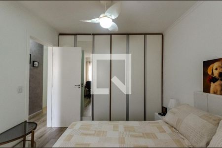 Casa de condomínio à venda com 246m², 3 quartos e 4 vagas