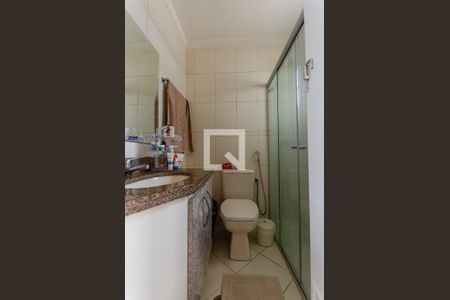 Casa de condomínio à venda com 246m², 3 quartos e 4 vagas