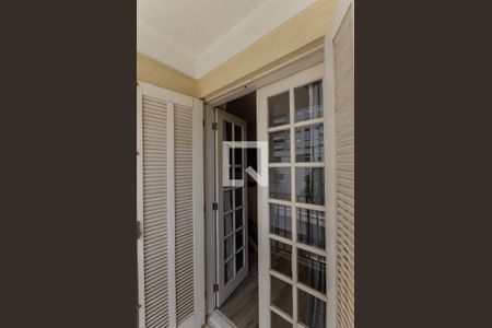 Casa de condomínio à venda com 246m², 3 quartos e 4 vagas