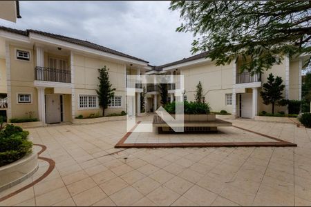 Casa de condomínio à venda com 246m², 3 quartos e 4 vagas
