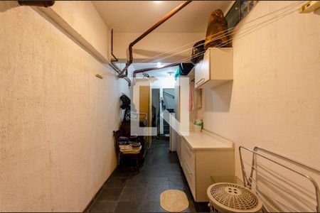 Casa de condomínio à venda com 246m², 3 quartos e 4 vagas