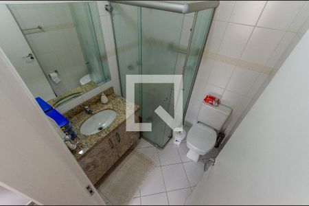 Casa de condomínio à venda com 246m², 3 quartos e 4 vagas