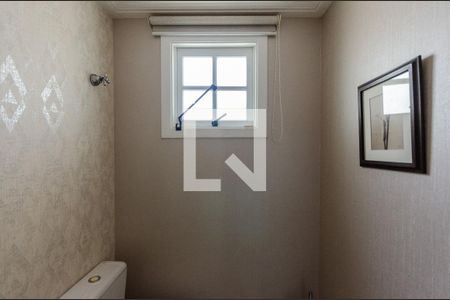 Casa de condomínio à venda com 246m², 3 quartos e 4 vagas